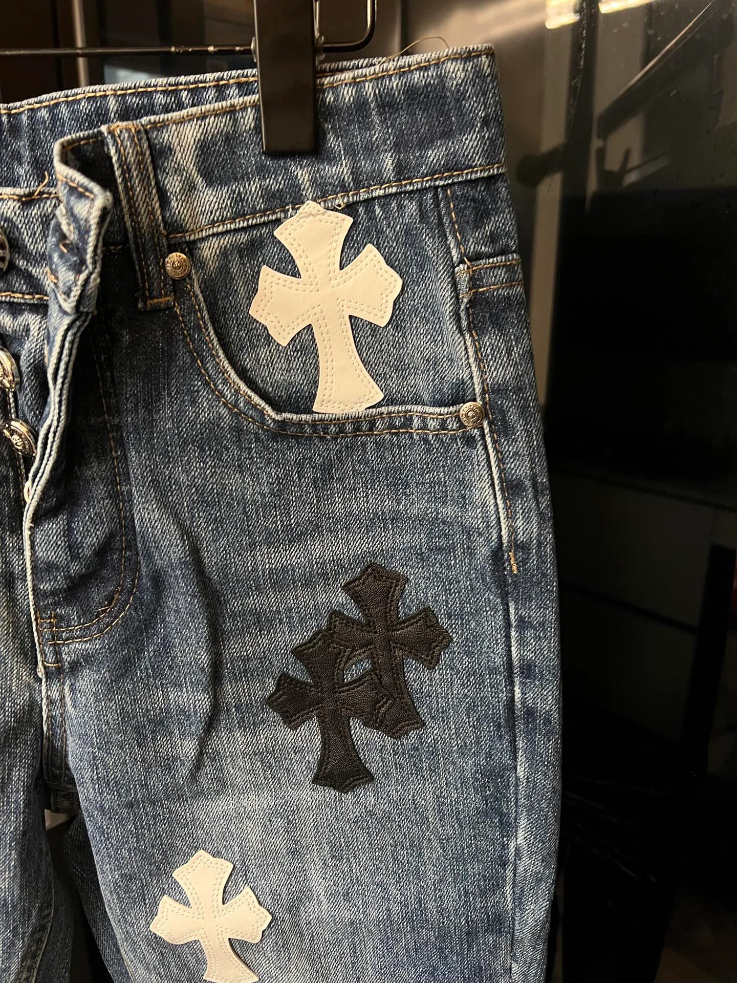 P260 [Next day] Chrome Hearts/Chrome Hearts 26Ss ch classic bamboo blue and black and white leather jeans (blue) Size: 28 30 32 34 36 (corresponding to s-xxl) Detailed sizes can be found in Figure 9